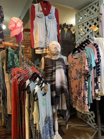 The Robin's Nest Lake Tahoe, Boutique Clothing & Trendy Apparel